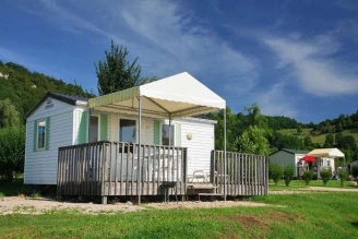 Camping Domaine de L'Epinette 4*, Camping 4* à Châtillon (Jura) - Location Mobil Home pour 6 personnes - Photo N°1
