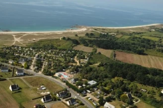 Camping La Grande Plage 3*, Camping 3* à Lesconil (Finistère) - Location Bungalow pour 4 personnes - Photo N°4