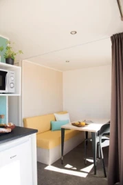 Camping du Moulin des Iscles 3*, Camping 3* à Roquebrune sur Argens (Var) - Location Mobil Home pour 2 personnes - Photo N°7