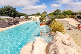 Camping L'Océan Breton 5*, Camping 5* à Lesconil (Finistère) - Location Mobil Home pour 6 personnes - Photo N°9