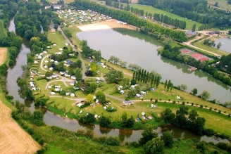 Camping Le Lac des Varennes 3*, Camping 3* à Marçon (Sarthe) - Location Chalet pour 6 personnes - Photo N°3