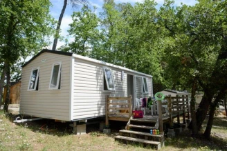 Camping Le Parc 4*, Camping 4* à Saint Paul en Forêt (Var) - Location Mobil Home pour 5 personnes - Photo N°1