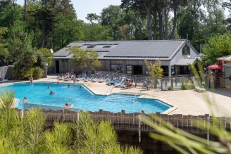 Camping Les Cyprès 4*, Camping 4* à Saint Gilles Croix de Vie (Vendée) - Location Mobil Home pour 6 personnes - Photo N°9