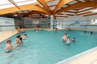 Camping Les Cyprès 4*, Camping 4* à Saint Gilles Croix de Vie (Vendée) - Location Mobil Home pour 6 personnes - Photo N°10