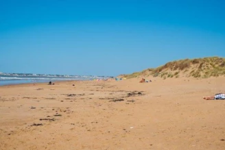 Camping Les Cyprès 4*, Camping 4* à Saint Gilles Croix de Vie (Vendée) - Location Mobil Home pour 6 personnes - Photo N°12