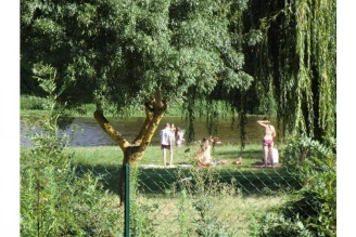 Camping Les Plages de la Loire 3*, Camping 3* à Rochefort sur Loire (Maine et Loire) - Location Tente équipée pour 4 personnes - Photo N°7