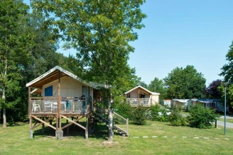 Camping Les Plages de la Loire 3*, Camping 3* à Rochefort sur Loire (Maine et Loire) - Location Tente équipée pour 4 personnes - Photo N°10