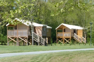 Camping Les Plages de la Loire 3*, Camping 3* à Rochefort sur Loire (Maine et Loire) - Location Tente équipée pour 4 personnes - Photo N°16