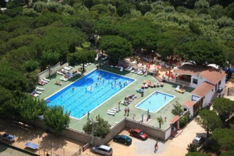 Camping Roca Grossa 3*, Camping 3* à Calella (Barcelone) - Location Bungalow pour 4 personnes - Photo N°2