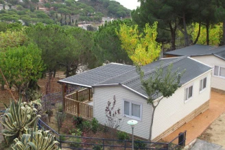 Camping Roca Grossa 3*, Camping 3* à Calella (Barcelone) - Location Mobil Home pour 6 personnes - Photo N°1
