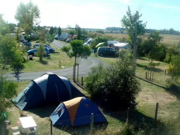 Camping Le Grand'R 4*, Camping à La Faute sur Mer (Vendée) - Location Ferme pour 1 personne - Photo N°3