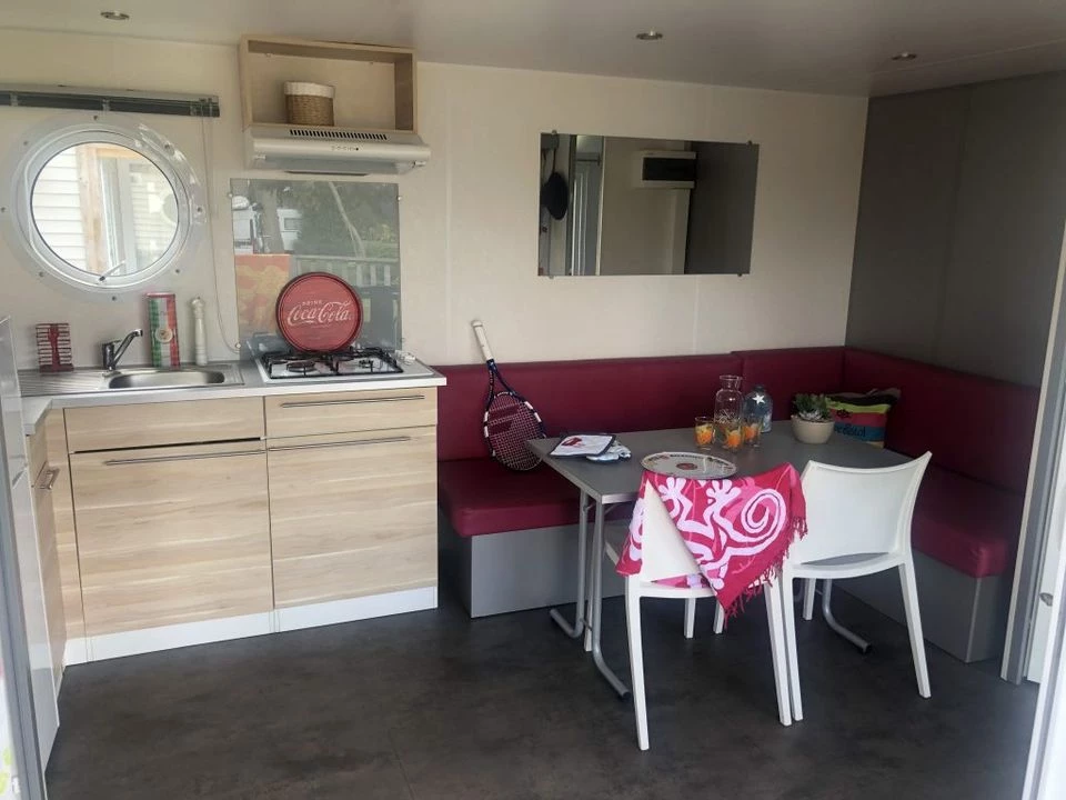 Camping Le Grand'R 4*, Camping 4* à La Faute sur Mer (Vendée) - Location Mobil Home pour 4 personnes - Photo N°3