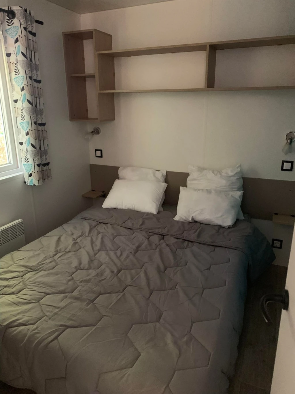Camping L'Étang du Pays Blanc 3*, Camping 3* à Guérande (Loire Atlantique) - Location Mobil Home pour 10 personnes - Photo N°9