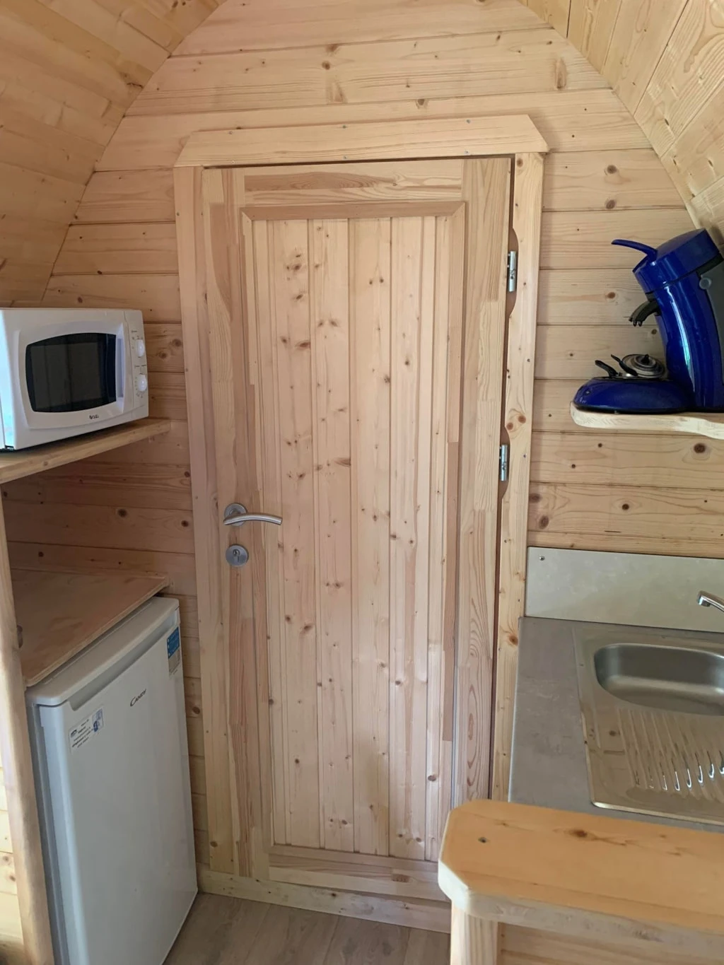 Camping L'Étang du Pays Blanc 3*, Camping 4* à Guérande (Loire Atlantique) - Location Bungalow pour 2 personnes - Photo N°5