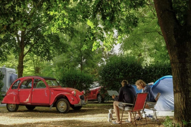 Camping Les Portes de Sancerre 3*, Camping 3* à Saint Satur (Cher) - Location Tente équipée pour 2 personnes - Photo N°5