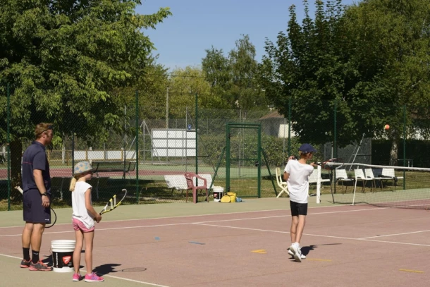 Camping Les Portes de Sancerre 3*, Camping 3* à Saint Satur (Cher) - Location Tente équipée pour 2 personnes - Photo N°12