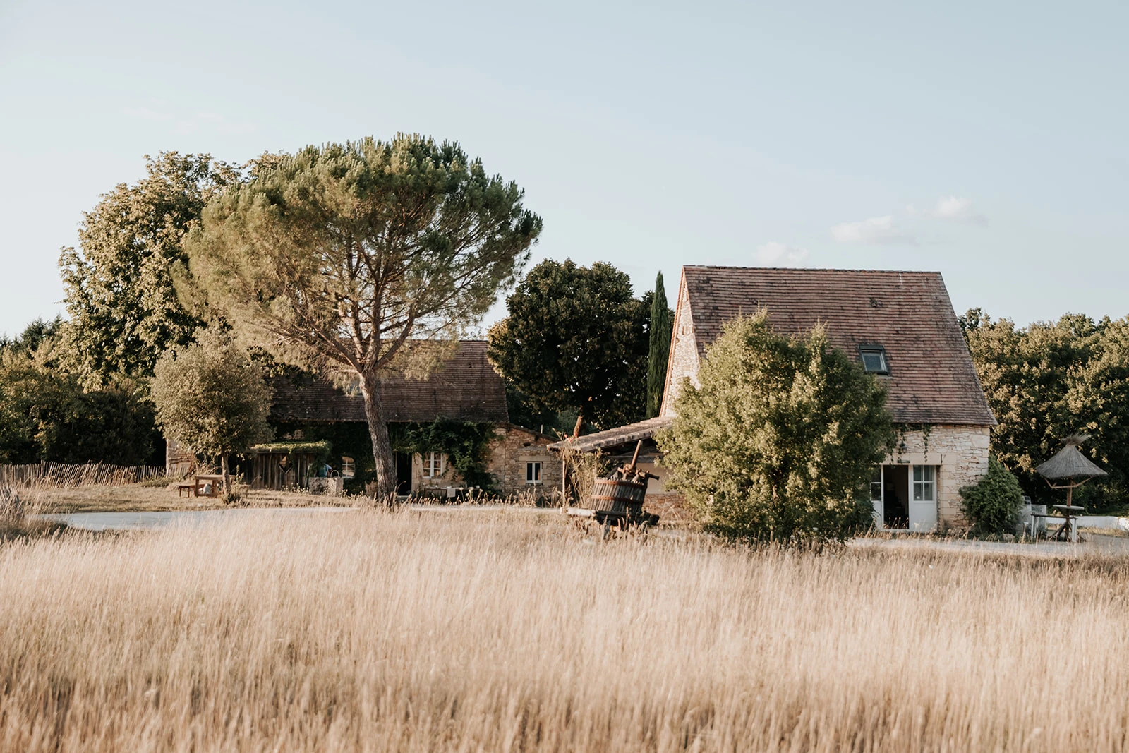 Domaine St-Amand - Ze collection, Camping à Saint Amand de Coly (Dordogne) - Location Chalet pour 6 personnes - Photo N°3