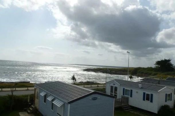 Camping La Baie de Ploemeur 3*, Camping 3* à Ploemeur (Morbihan) - Location Mobil Home pour 4 personnes - Photo N°8
