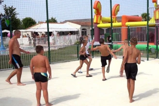 Camping Aloé 3*, Camping 3* à Médis (Charente Maritime) - Location Mobil Home pour 5 personnes - Photo N°7