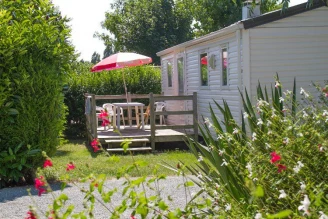 Camping L'Abri Côtier 3*, Camping 3* à Saint Nazaire sur Charente (Charente Maritime) - Location Mobil Home pour 4 personnes - Photo N°1