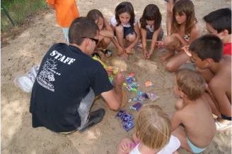 Camping Les Etangs Mina 3*, Camping 3* à Saint Sornin (Charente Maritime) - Location Mobil Home pour 2 personnes - Photo N°13