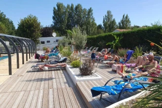 Camping Nauzan Plage 4*, Camping 4* à Vaux sur Mer (Charente Maritime) - Location Mobil Home pour 2 personnes - Photo N°18