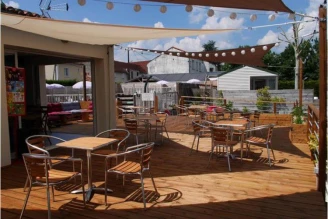 Camping De La Gères 3*, Camping 3* à Surgères (Charente Maritime) - Location Mobil Home pour 8 personnes - Photo N°6