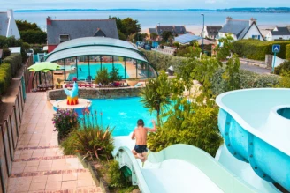 Camping De la Mer d'Iroise 4*, Camping 4* à Plomodiern (Finistère) - Location Mobil Home pour 4 personnes - Photo N°2