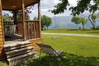 Camping Du Col 3*, Camping 3* à Fontcouverte la Toussuire (Savoie) - Location Mobil Home pour 4 personnes - Photo N°1