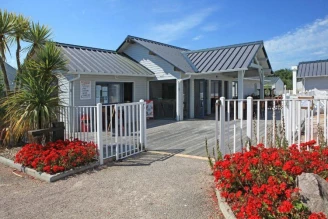 Camping Hautes Grées 3*, Camping 3* à Erquy (Cotes d'Armor) - Location Mobil Home pour 6 personnes - Photo N°17
