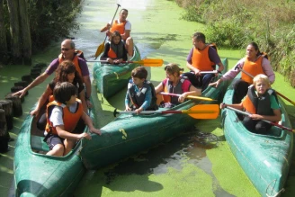 Camping Ile Cariot 3*, Camping 3* à Chaillé les Marais (Vendée) - Location Mobil Home pour 6 personnes - Photo N°13