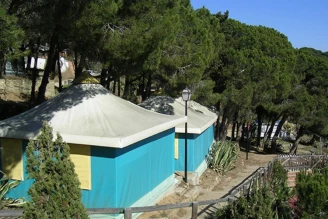 Camping Kanguro 3*, Camping 3* à Sant Pol de Mar (Barcelone) - Location Tente équipée pour 5 personnes - Photo N°1