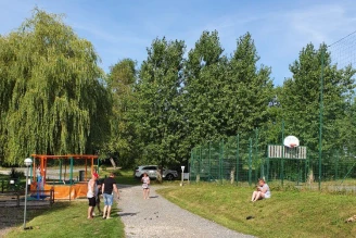 Camping L'Orival 3*, Camping 3* à Les Grandes Ventes (Seine Maritime) - Location Mobil Home pour 6 personnes - Photo N°8