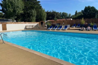 Camping La Conge 3*, Camping 3* à Saint Hilaire de Riez (Vendée) - Location Tente équipée pour 4 personnes - Photo N°2