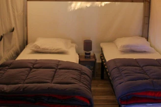 Camping La Conge 3*, Camping 3* à Saint Hilaire de Riez (Vendée) - Location Tente équipée pour 4 personnes - Photo N°21