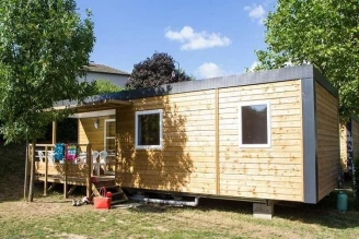 Camping La Grappe Fleurie 5*, Camping 5* à Fleurie (Rhône) - Location Mobil Home pour 6 personnes - Photo N°1