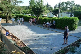 Camping La Joletière 3*, Camping 3* à Mervent (Vendée) - Location Tente équipée pour 4 personnes - Photo N°11