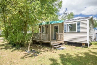 Camping Le Merval 3*, Camping 3* à Puyravault (Vendée) - Location Tente équipée pour 4 personnes - Photo N°14