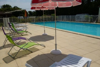 Camping Le Mouliat 3*, Camping 3* à Moncrabeau (Lot et Garonne) - Location Mobil Home pour 6 personnes - Photo N°3