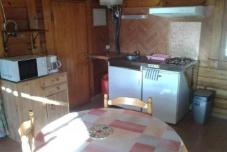 Camping Les Jardins d'Estavar 3*, Camping 3* à Estavar (Pyrénées Orientales) - Location Chalet pour 2 personnes - Photo N°17