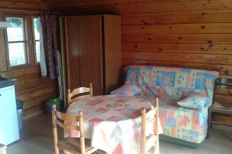 Camping Les Jardins d'Estavar 3*, Camping 3* à Estavar (Pyrénées Orientales) - Location Chalet pour 2 personnes - Photo N°18