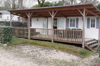 Camping Les Lacs de Courtès 3*, Camping 3* à Estang (Gers) - Location Mobil Home pour 4 personnes - Photo N°1