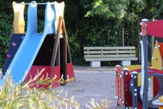 Camping Les Mancellières 4*, Camping 4* à Avrillé (Vendée) - Location Tente équipée pour 5 personnes - Photo N°8