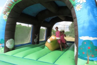Camping Les Tournesols 3*, Camping 3* à Le Grez (Sarthe) - Location Mobil Home pour 4 personnes - Photo N°5