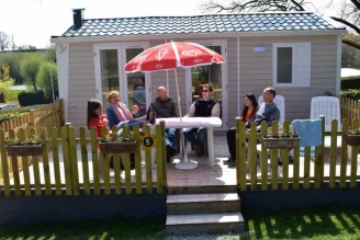 Camping Les Tournesols 3*, Camping 3* à Le Grez (Sarthe) - Location Mobil Home pour 4 personnes - Photo N°14