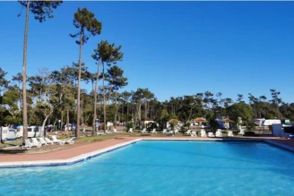 Camping Mira Lodge Park 3*, Camping 3* à Praia de Mira (Coimbra) - Location Mobil Home pour 7 personnes - Photo N°2