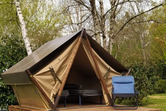 Camping Oasis du Berry 4*, Camping 4* à Saint Gaultier (Indre) - Location Tente équipée pour 2 personnes - Photo N°1