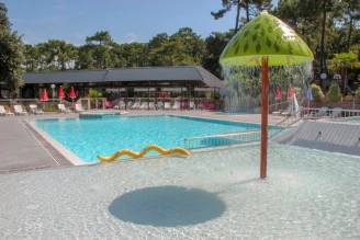Camping Ocean Vacances 4*, Camping 4* à Saint Georges de Didonne (Charente Maritime) - Location Tente équipée pour 4 personnes - Photo N°2