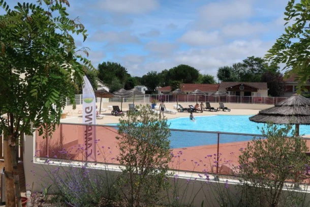 Camping Le Both d'Orouet 3*, Camping 3* à Saint Jean de Monts (Vendée) - Location Tente équipée pour 5 personnes - Photo N°9