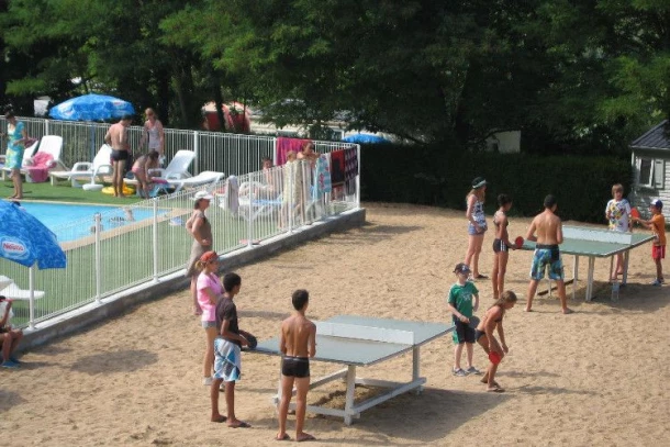 Camping Le Grand Cerf 4*, Camping 4* à Le Grand Serre (Drôme) - Location Tente équipée pour 5 personnes - Photo N°10